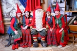 Санта-Клаус с помощниками
